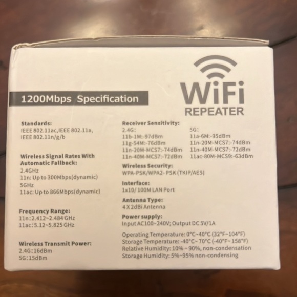 Plug-in Wi-Fi Repeater - Range Extender (300Mbps) 2.4GHz 802.11n/g/b • NIB - Picture 8 of 10